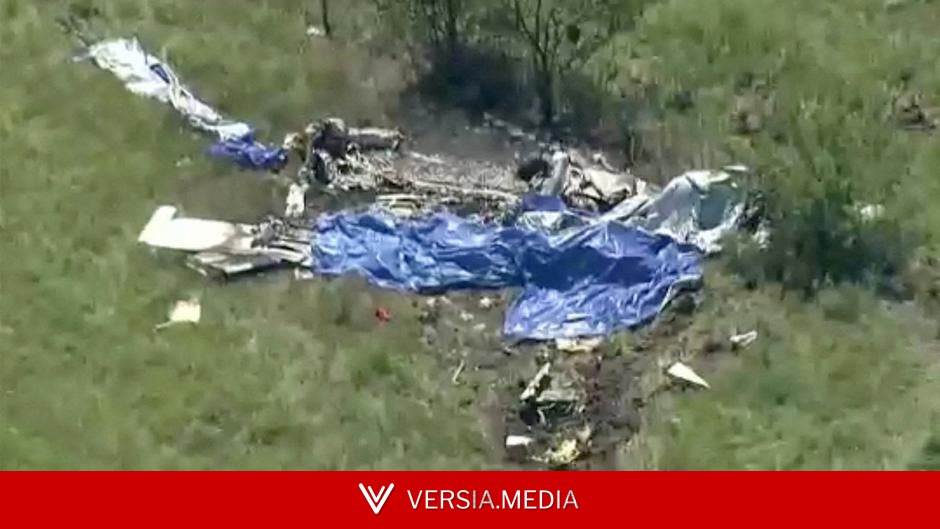US: Skydiving plane crash leaves 12 people dead in Missouri β World News | Versia.media