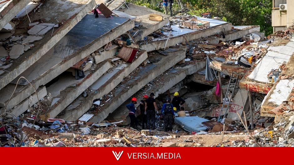 Venezuela leader rejects criticism for earthquake response