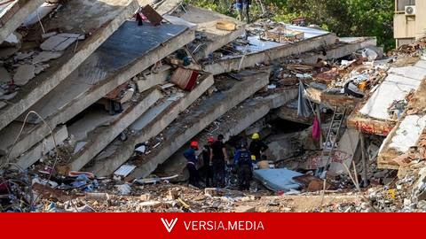 Venezuela leader rejects criticism for earthquake response