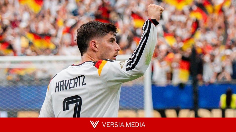 Germany World Cup shirts run out of letter V