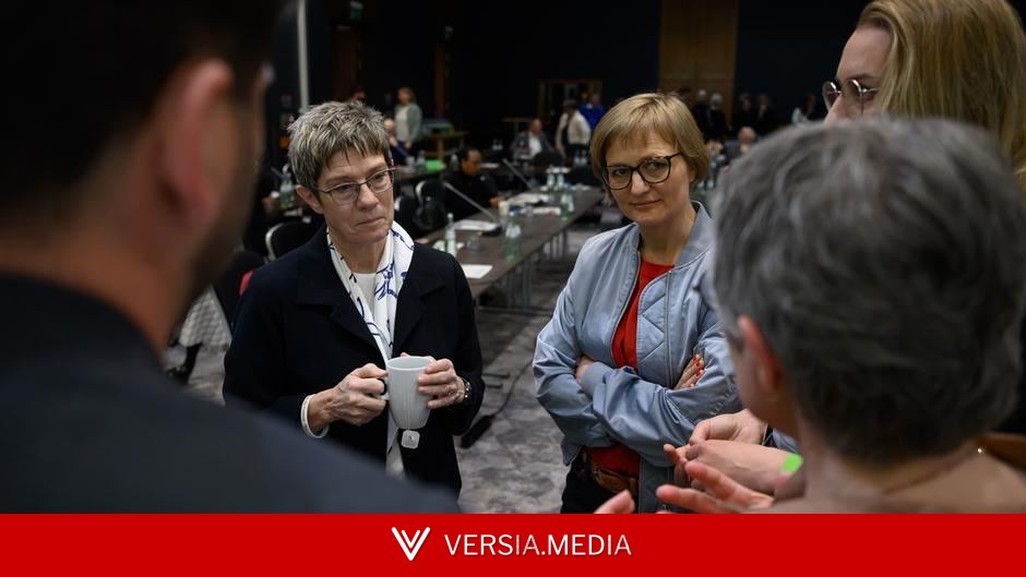 'Pizza connection' between German conservatives and Greens — World News | Versia.media