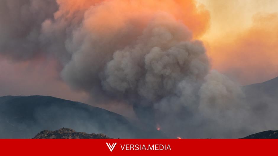 Firefighters battle wildfires across southern Europe