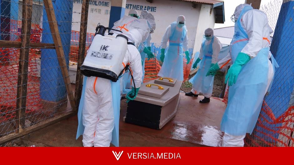 Congo Ebola death toll tops 1,400 as vaccine trials start