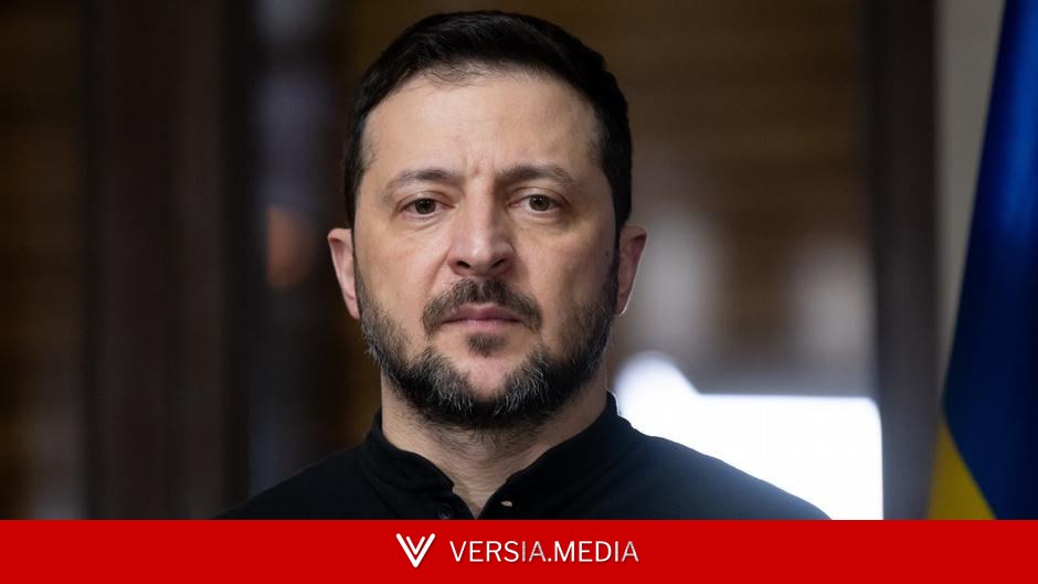 Volodymyr Zelenskyy pushes for new government in Ukraine