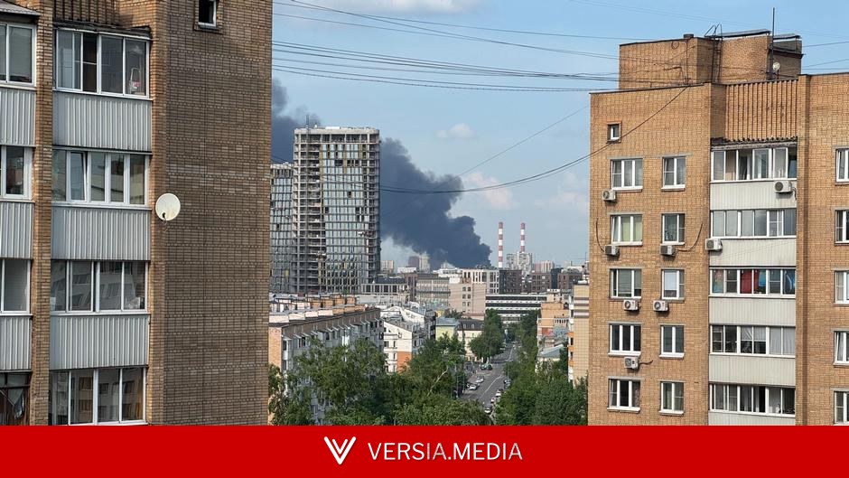 Russia, Ukraine trade strikes as Zelenskyy talks with Trump