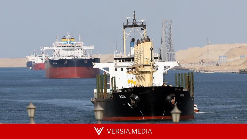 Suez, Panama canals charge for transit — why can't Hormuz? — World News | Versia.media